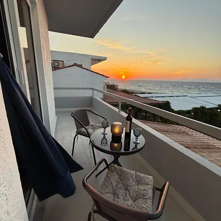 Beachfront With Panoramic Sea View 2 יאליסוס