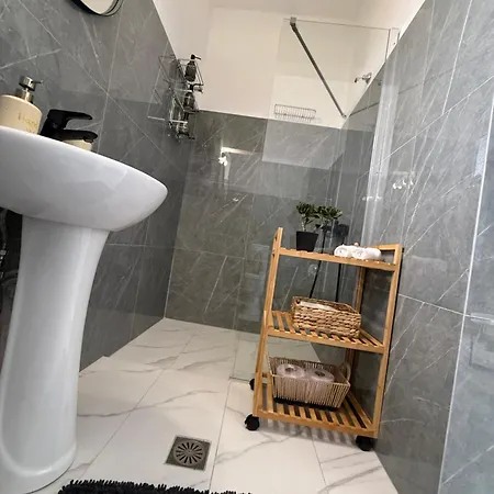 דירה Beachfront With Panoramic Sea View 2 *